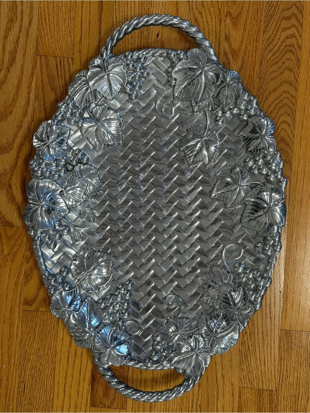 Lenox Grapeweave Oval Handled Serving Tray | Hefty Metal Serveware 22”